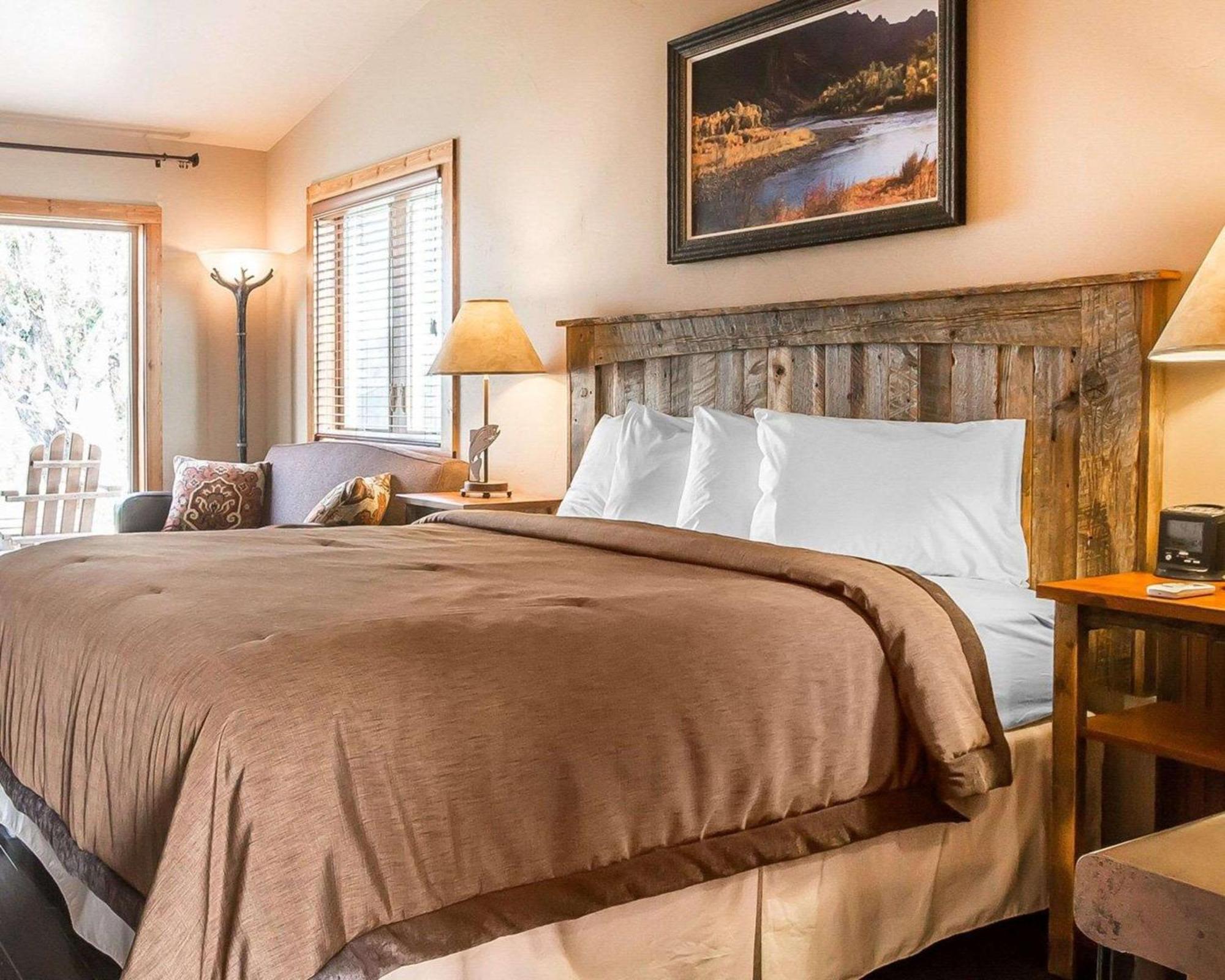 Yellowstone Valley Lodge, Ascend Hotel Collection Pray Exterior foto