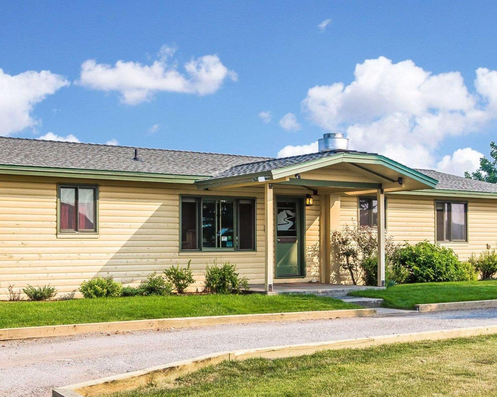 Yellowstone Valley Lodge, Ascend Hotel Collection Pray Exterior foto